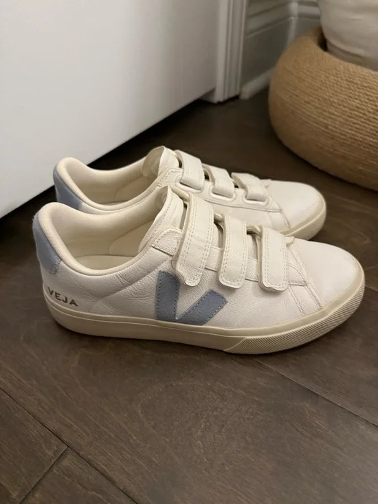 Veja Recife Leather White Steel - Picture 6 of 10